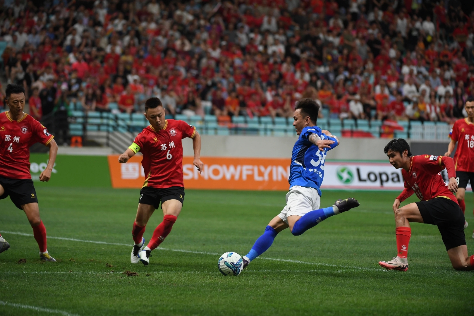 荷甲赛程吃紧，费耶诺德冲刺阶段篮板制胜，压力陡增，球队文化再被提及 -金年会娱乐网站